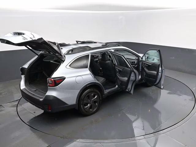 2020 Ice Silver Metallic Subaru Outback Onyx Edition XT AWD SUV