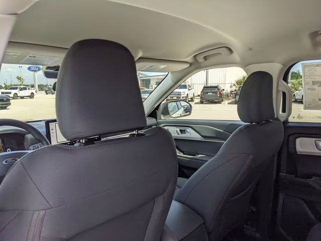 2026 Star White Metallic Tri-Coat Ford Explorer Active RWD SUV