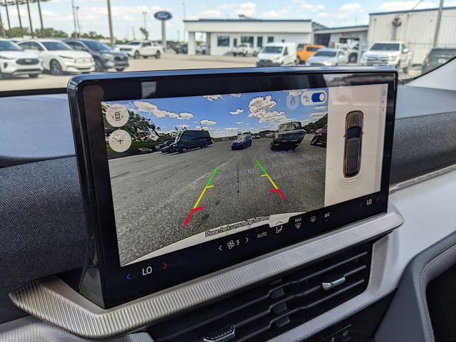 2026 Star White Metallic Tri-Coat Ford Explorer Active RWD SUV