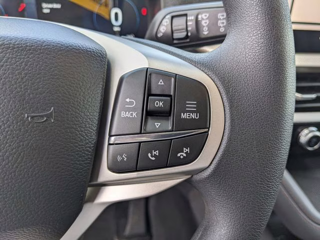 2026 Star White Metallic Tri-Coat Ford Explorer Active RWD SUV