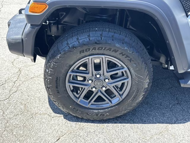 2025 Bright White Clearcoat Jeep Wrangler 4X4 Convertible