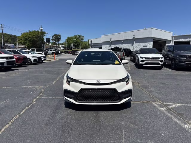 2020 White Toyota Corolla FWD Sedan