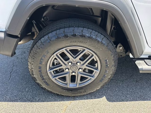 2025 Bright White Clearcoat Jeep Wrangler 4X4 Convertible