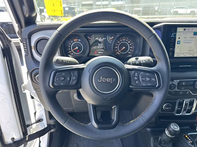 2025 Bright White Clearcoat Jeep Wrangler 4X4 Convertible