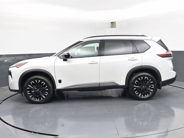 2026 Everest White Pearl Tricoat Nissan Rogue Dark Armor FWD SUV