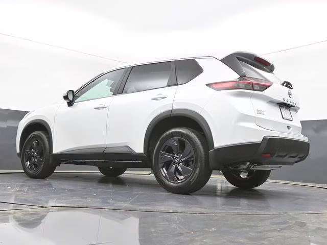 2026 Everest White Pearl Tricoat Nissan Rogue SV FWD SUV