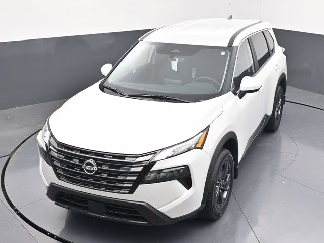 2026 Everest White Pearl Tricoat Nissan Rogue SV FWD SUV