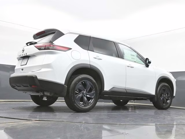 2026 Everest White Pearl Tricoat Nissan Rogue SV FWD SUV