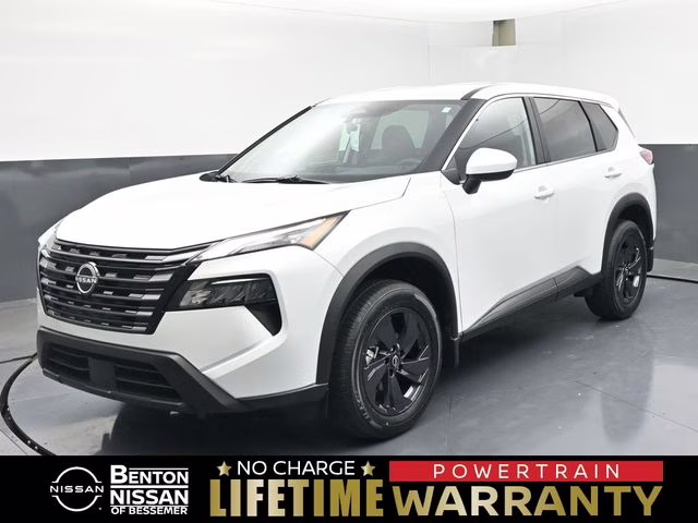 2026 Everest White Pearl Tricoat Nissan Rogue SV FWD SUV