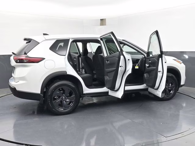 2026 Everest White Pearl Tricoat Nissan Rogue SV FWD SUV