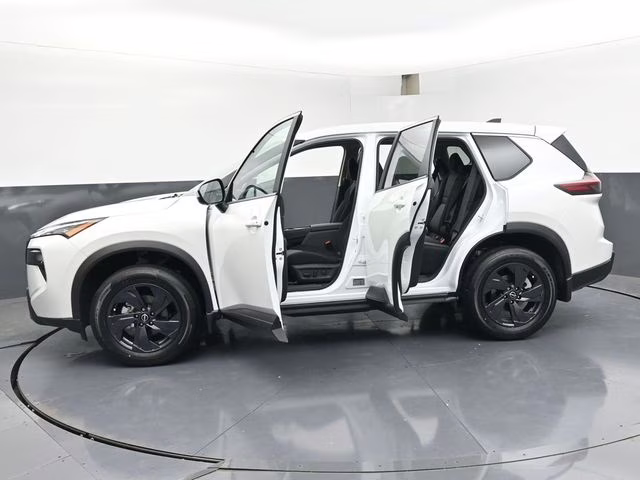 2026 Everest White Pearl Tricoat Nissan Rogue SV FWD SUV