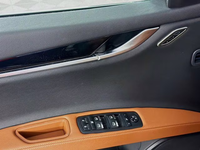 2023 Blu Nobile Tri-Coat Maserati Ghibli Modena Q4 AWD Sedan