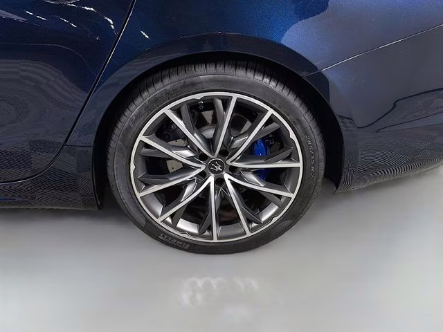 2023 Blu Nobile Tri-Coat Maserati Ghibli Modena Q4 AWD Sedan