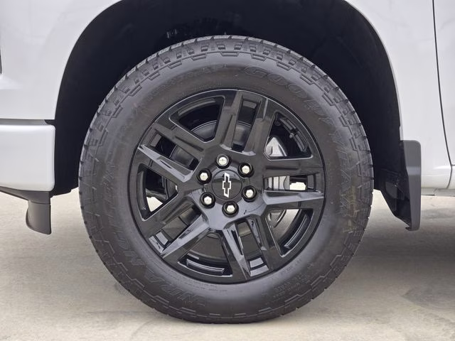 2026 Summit White Chevrolet Silverado 1500 Custom RWD Truck