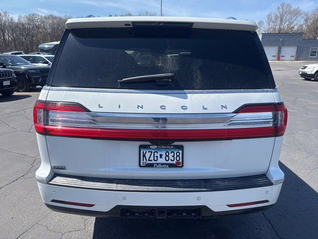 2021 Pristine White Lincoln Navigator Reserve 4X4 SUV