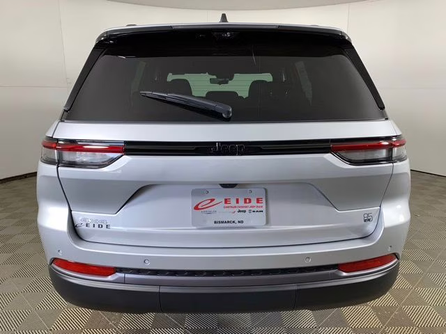 2026 Silver Zynith Jeep Grand Cherokee 85th Anniversary Edition 4X4 SUV