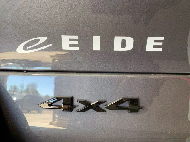 2026 Baltic Gray Metallic Clearcoat Jeep Grand Cherokee L Limited Reserve 4X4 SUV