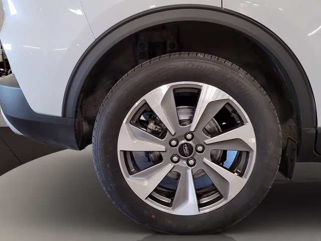 2025 Space Silver Metallic Ford Escape Platinum AWD SUV
