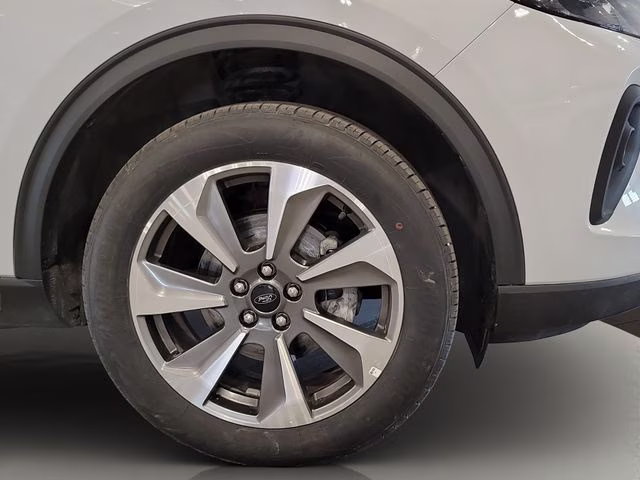 2025 Space Silver Metallic Ford Escape Platinum AWD SUV
