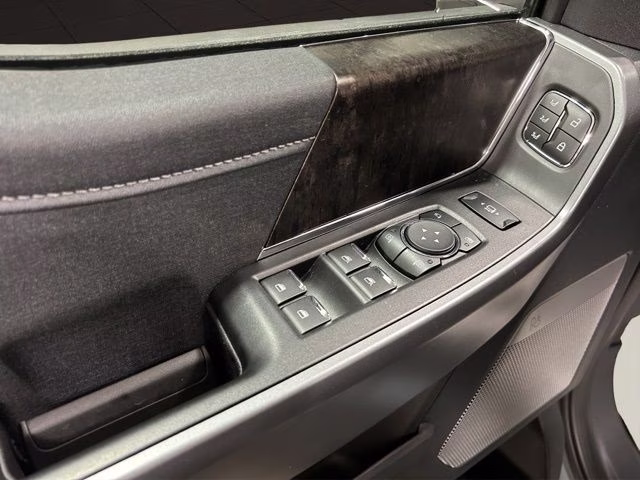 2026 Glacier Gray Met Tri-Coat Ford Super Duty F-250 SRW Lariat Black Appearance 4X4 Truck