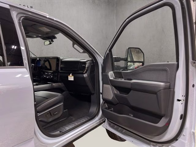 2026 Glacier Gray Met Tri-Coat Ford Super Duty F-250 SRW Lariat Black Appearance 4X4 Truck