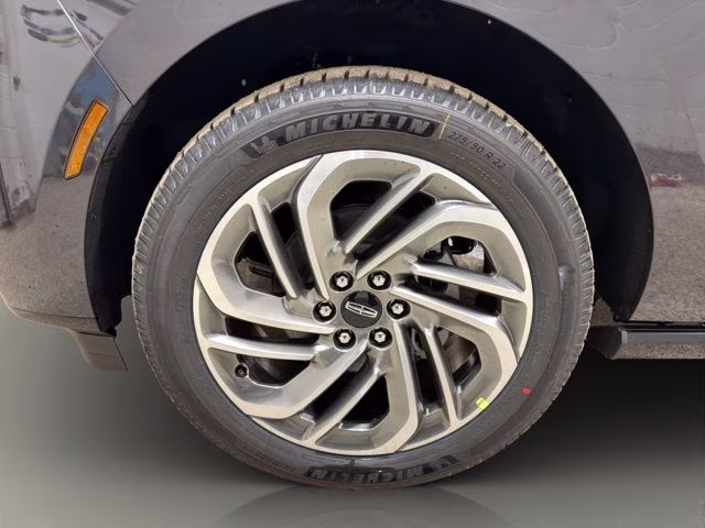 2026 Starlight Gray Premium Co Lincoln Navigator Reserve 4X4 SUV