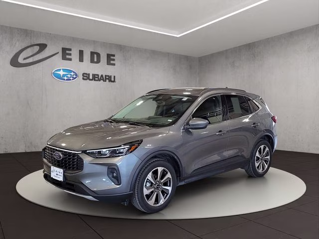 2025 Carbonized Gray Metallic Ford Escape Platinum AWD SUV