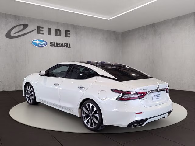 2022 Pearl White Tricoat Nissan Maxima Platinum FWD Sedan