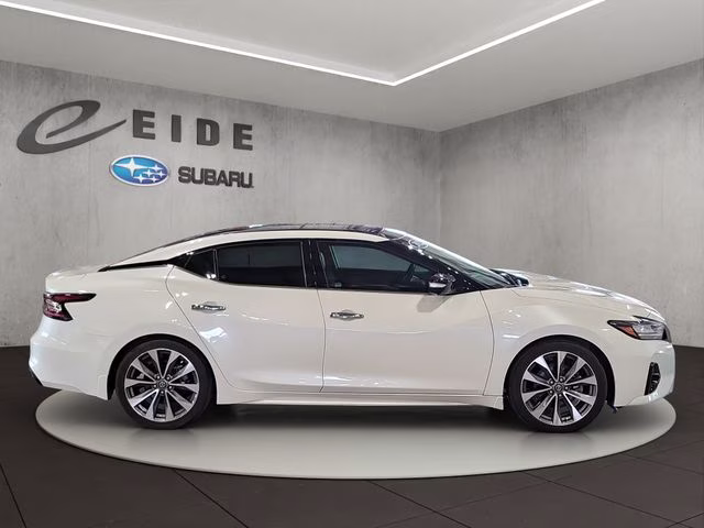 2022 Pearl White Tricoat Nissan Maxima Platinum FWD Sedan