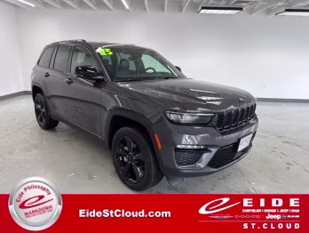 2025 Baltic Gray Metallic Clearcoat Jeep Grand Cherokee Limited SUV