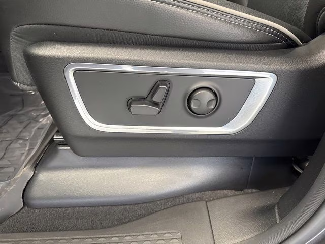 2026 Granite Crystal Metallic Clearcoat Ram 1500 Laramie 4X4 Truck