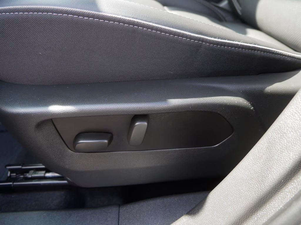 2023 Moonstone Gray Metallic Buick Envision Essence AWD SUV