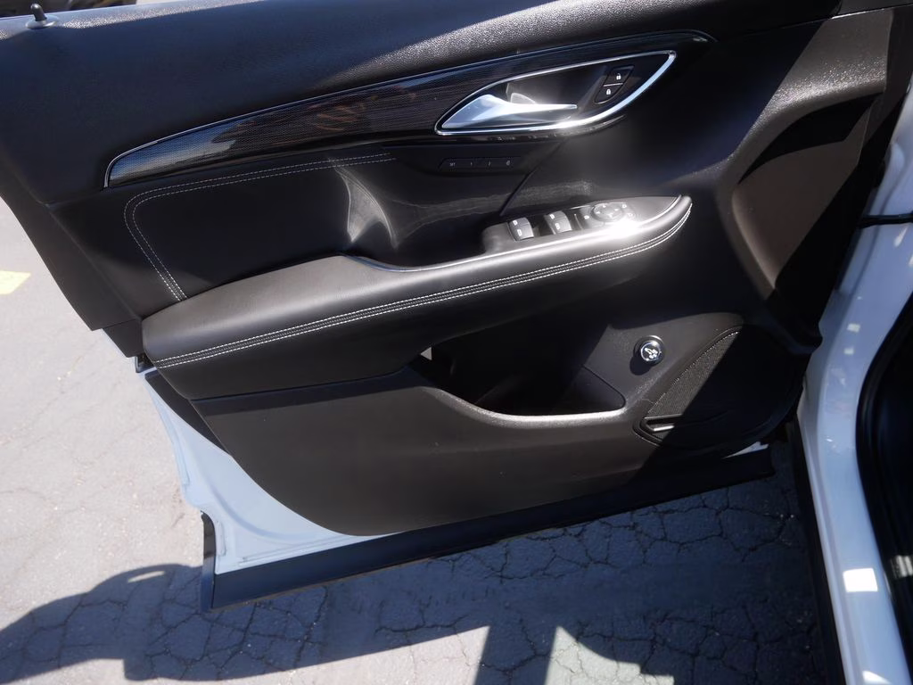 2023 Summit White Buick Envision Essence AWD SUV