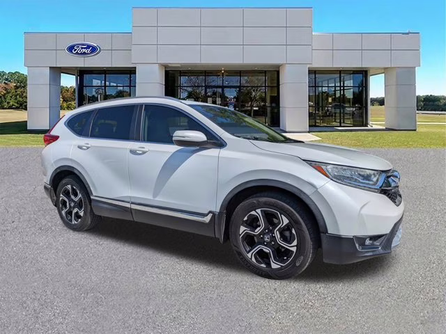 2019 White Honda CR-V Touring FWD SUV