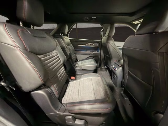 2026 Vapor Blue Ford Explorer ST-Line 4X4 SUV