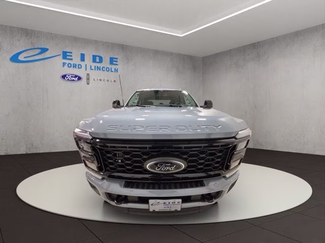 2026 Glacier Gray Met Tri-Coat Ford Super Duty F-250 SRW Lariat Black Appearance 4X4 Truck