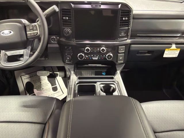 2026 Carbonized Gray Metallic Ford Super Duty F-350 SRW Lariat Black Appearance 4X4 Truck