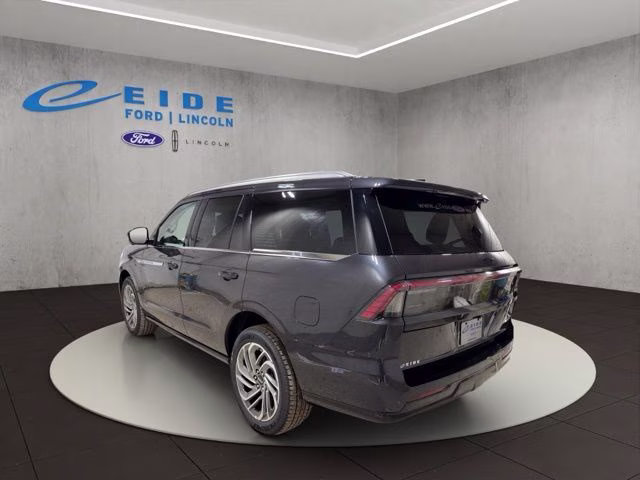 2026 Starlight Gray Premium Co Lincoln Navigator Reserve 4X4 SUV