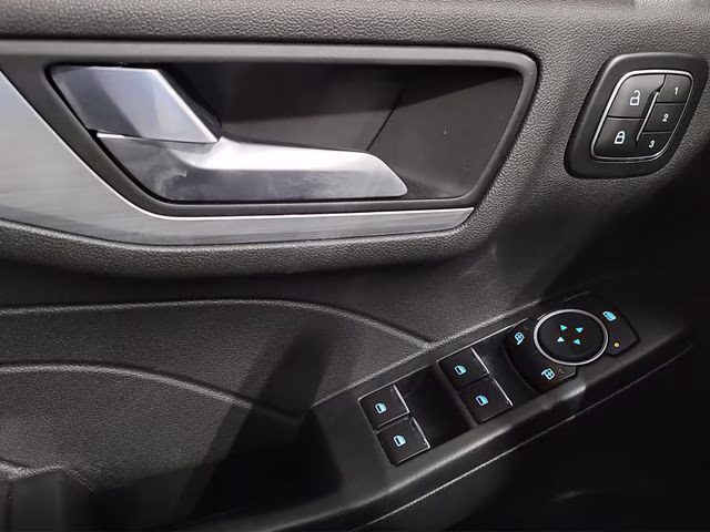 2025 Space Silver Metallic Ford Escape Platinum AWD SUV