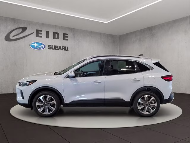 2025 Space Silver Metallic Ford Escape Platinum AWD SUV