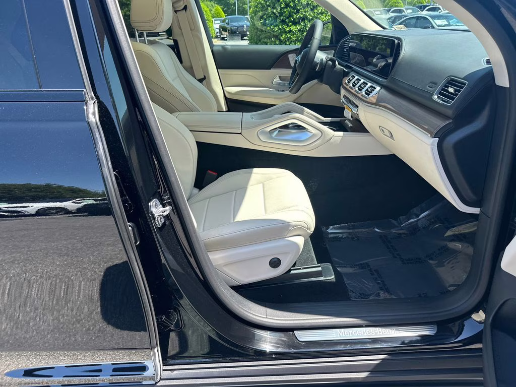 2026 Black Mercedes-Benz GLE GLE 450 AWD SUV