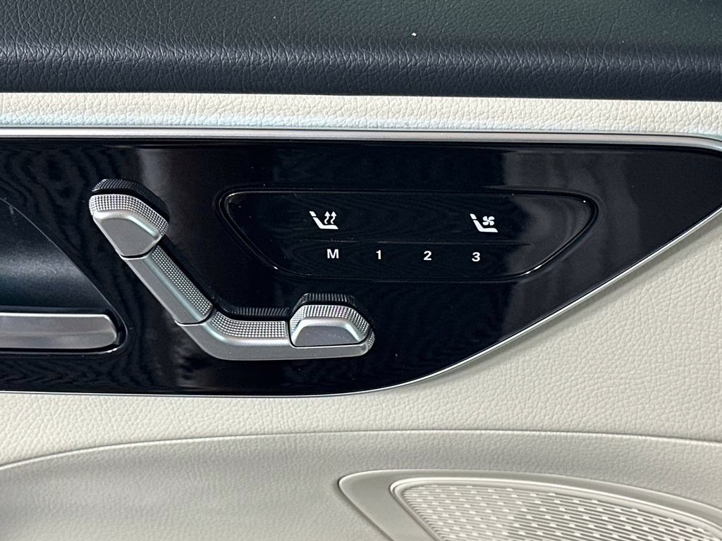 2025 Polar White Mercedes-Benz C-Class C 300 RWD Sedan
