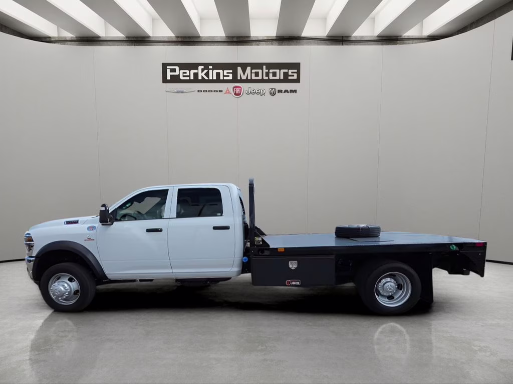 2026 Bright White Clearcoat Ram 5500HD Tradesman 4X4 Truck