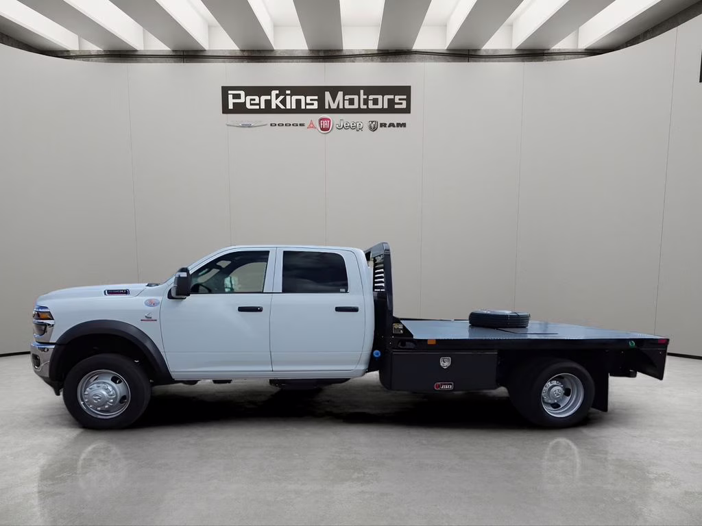 2026 Bright White Clearcoat Ram 5500HD Tradesman 4X4 Truck
