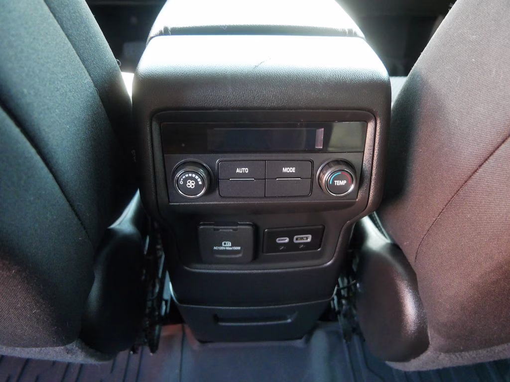 2023 Sterling Metallic GMC Acadia SLE AWD SUV