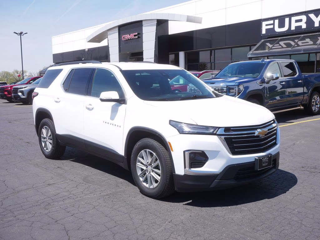 2023 Summit White Chevrolet Traverse LT AWD SUV