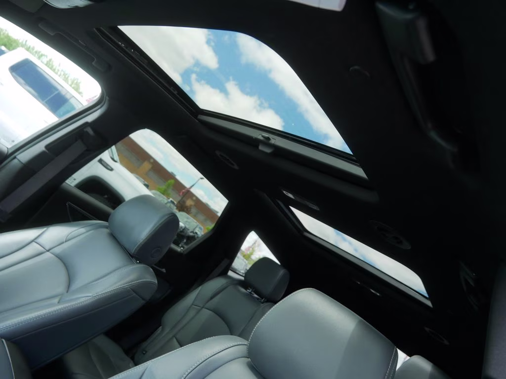 2024 Ebony Twilight Metallic Buick Enclave Essence AWD SUV