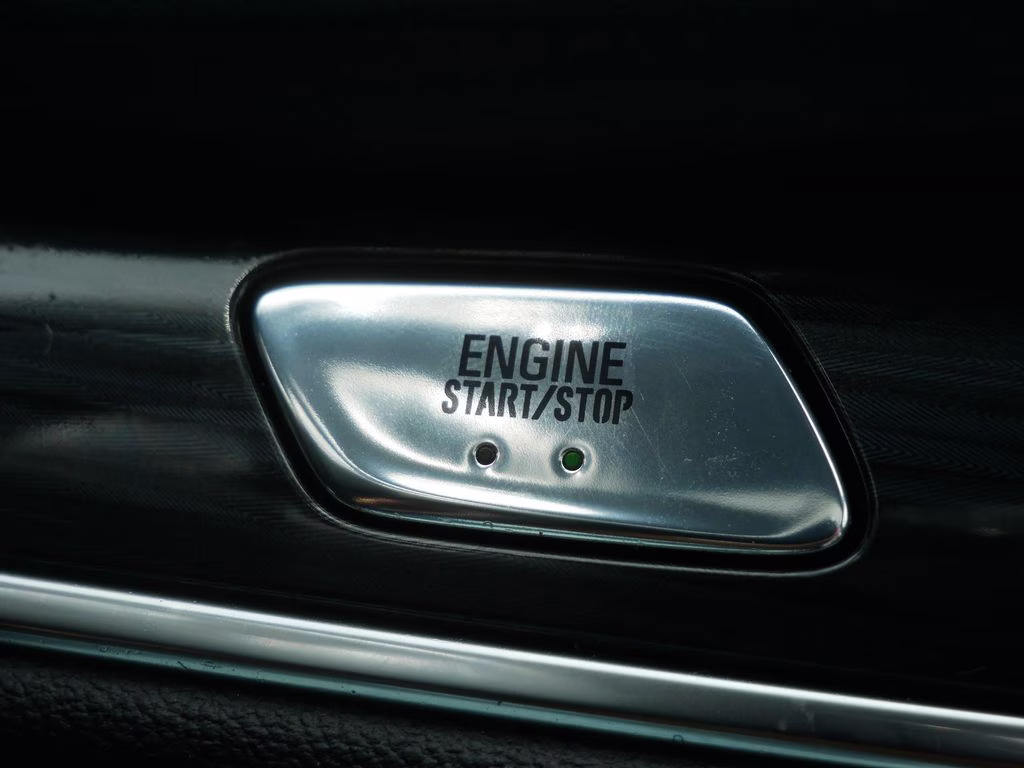 2024 Ebony Twilight Metallic Buick Enclave Essence AWD SUV
