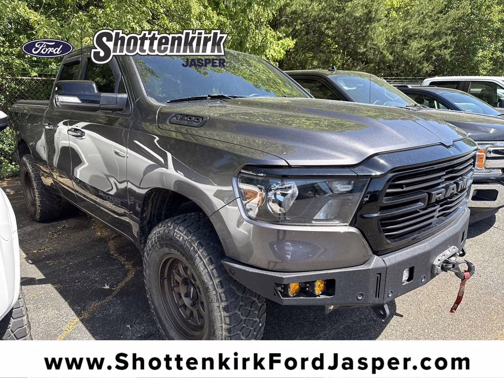 2021 Granite Crystal Metallic Clearcoat Ram 1500 Big Horn/Lone Star 4X4 Truck