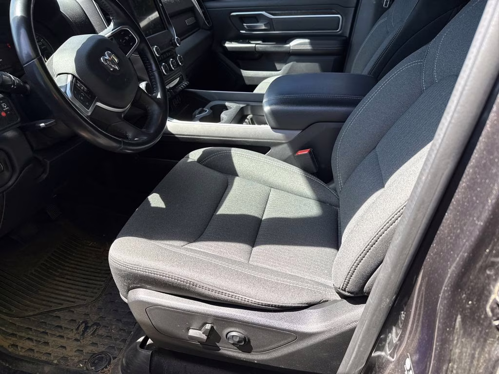 2021 Granite Crystal Metallic Clearcoat Ram 1500 Big Horn/Lone Star 4X4 Truck